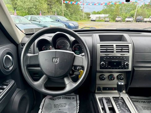 Used 2011 Dodge Nitro Heat AWD/4WD image 29