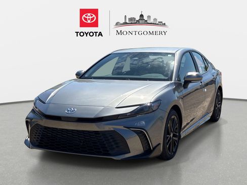 New 2026 Toyota Camry SE FWD image 7
