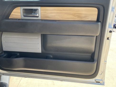Used 2011 Ford F150 Lariat w/ Lariat Chrome Pkg AWD/4WD image 28