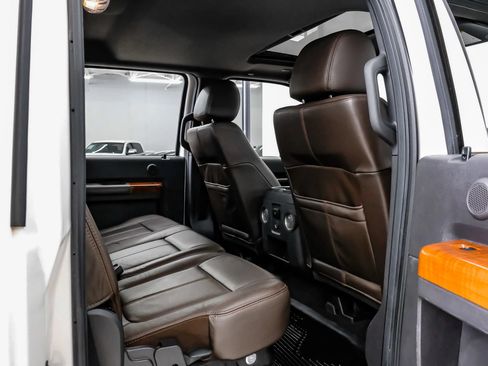 Used 2016 Ford F250 King Ranch w/ FX4 Off-Road Package AWD/4WD image 37