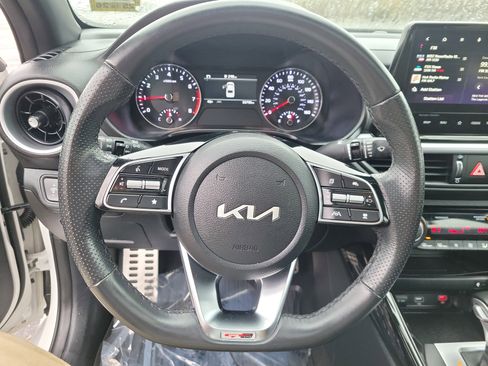 Used 2024 Kia Forte GT-Line w/ GT-Line Premium Package FWD image 21
