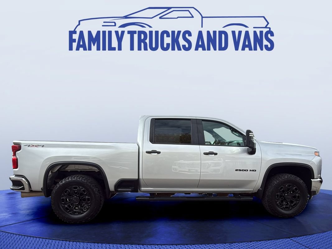 Used 2020 Chevrolet Silverado 2500 W/T w/ WT Convenience Package AWD/4WD image 6