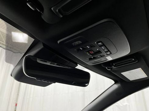 New 2026 Toyota Camry Hybrid AWD/4WD image 21