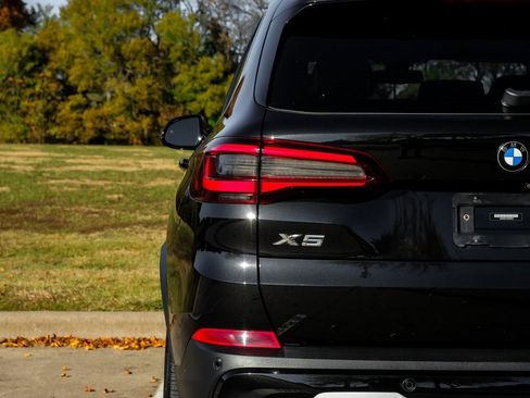 Used 2021 BMW X5 xDrive40i w/ Executive Package image 54