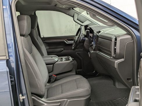 Used 2023 Chevrolet Silverado 1500 LT image 21