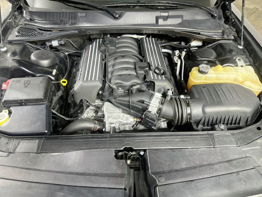 Used 2022 Dodge Challenger R/T Scat Pack RWD image 10