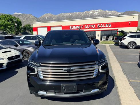 Used 2023 Chevrolet Tahoe High Country AWD/4WD image 9