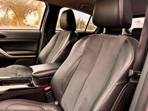 Used 2023 Mitsubishi Eclipse Cross SE image 37