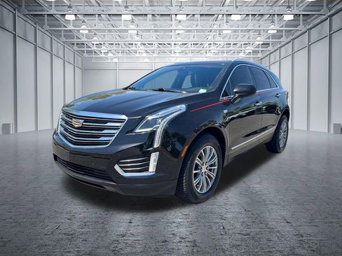 Used 2017 Cadillac XT5 Luxury w/ Driver Awareness Package FWD image 3