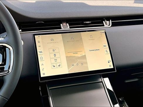 Certified 2024 Land Rover Range Rover Evoque Dynamic SE AWD/4WD image 9