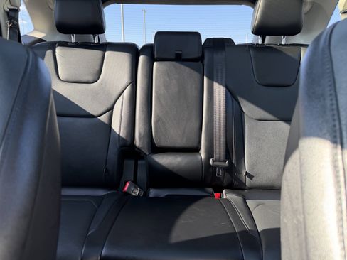 Used 2018 Ford Edge Titanium w/ Equipment Group 302A image 13