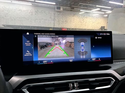 Used 2023 BMW 230i Coupe w/ M Sport Package image 23