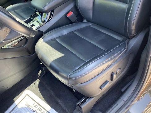 Used 2025 Kia Telluride S AWD/4WD image 24
