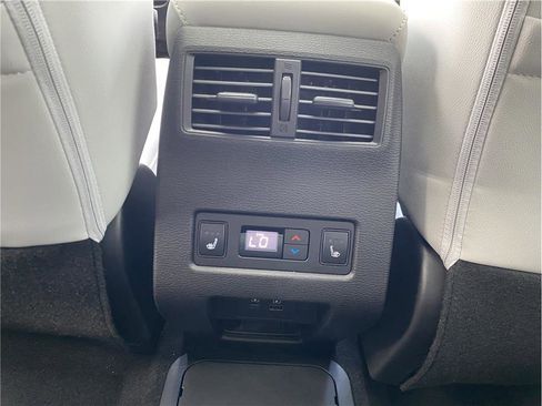 New 2025 Mitsubishi Outlander SEL AWD/4WD image 18