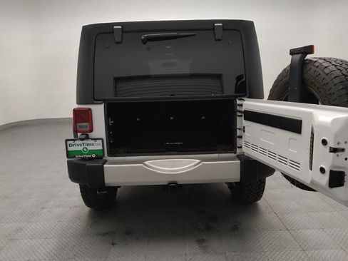 Used 2017 Jeep Wrangler Unlimited Sahara w/ Max Tow Package image 29