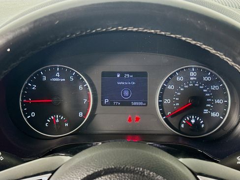 Used 2022 Kia Seltos S image 16