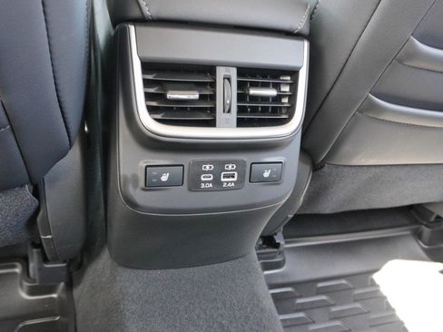 Used 2025 Subaru Outback Touring XT AWD/4WD image 35