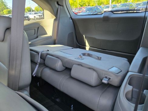 Used 2013 Honda Odyssey EX-L image 16