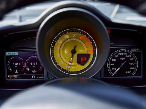 Used 2019 Ferrari 488 Spider image 61