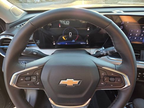 Certified 2026 Chevrolet Trax LT w/ Driver Confidence Package FWD image 29