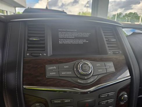 Used 2020 Nissan Armada Platinum w/ Captain's Chairs Package RWD image 5