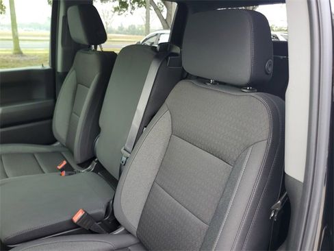 Used 2025 Chevrolet Silverado 1500 Custom image 17