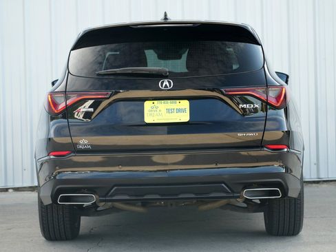 Used 2022 Acura MDX A-Spec image 11