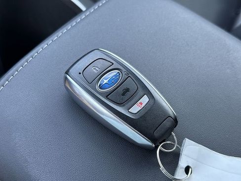 Used 2025 Subaru Outback Limited image 29