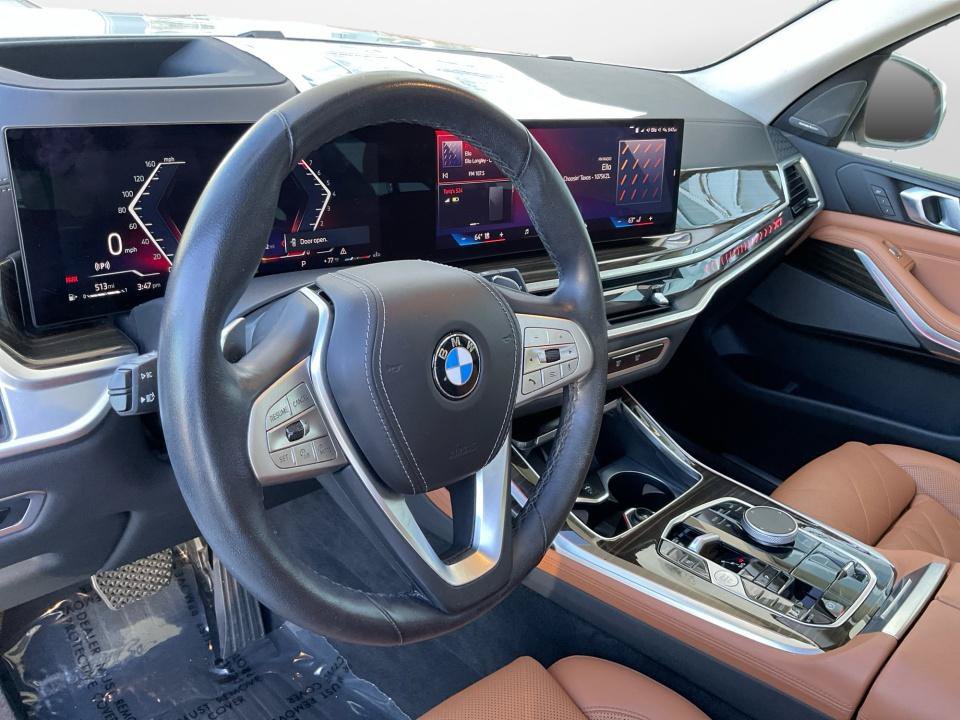 Used 2024 BMW X7 xDrive40i w/ Premium Package AWD/4WD image 10