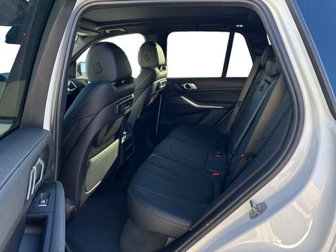 Used 2023 BMW X5 sDrive40i w/ M Sport Package image 24