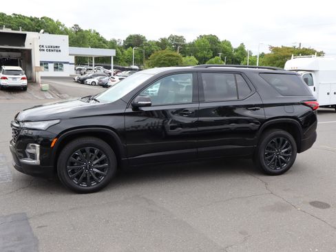 Used 2023 Chevrolet Traverse RS FWD image 7