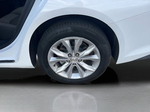 Used 2023 Chevrolet Malibu LT image 18