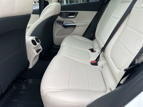 New 2026 Mercedes-Benz GLC 300 4MATIC image 23
