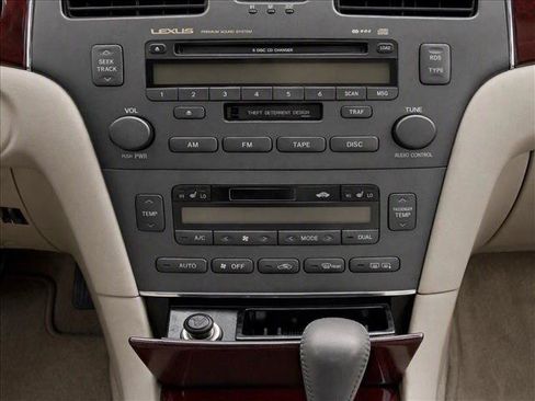 Used 2004 Lexus ES 330 w/ Premium Pkg FWD image 9