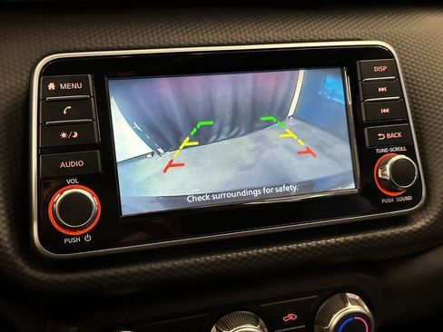 Used 2022 Nissan Kicks S image 14