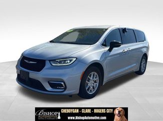 Used 2024 Chrysler Pacifica Touring-L FWD 360° Tour