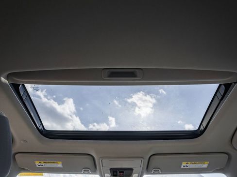 Certified 2024 Honda Accord EX image 25