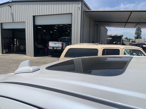 Certified 2023 GMC Sierra 1500 SLT w/ SLT Convenience Package RWD image 9
