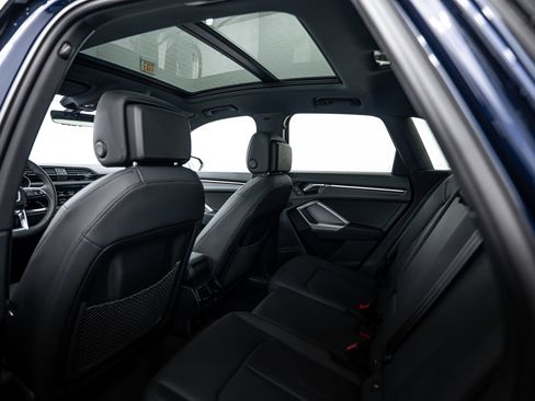 New 2025 Audi Q3 2.0T Premium image 17