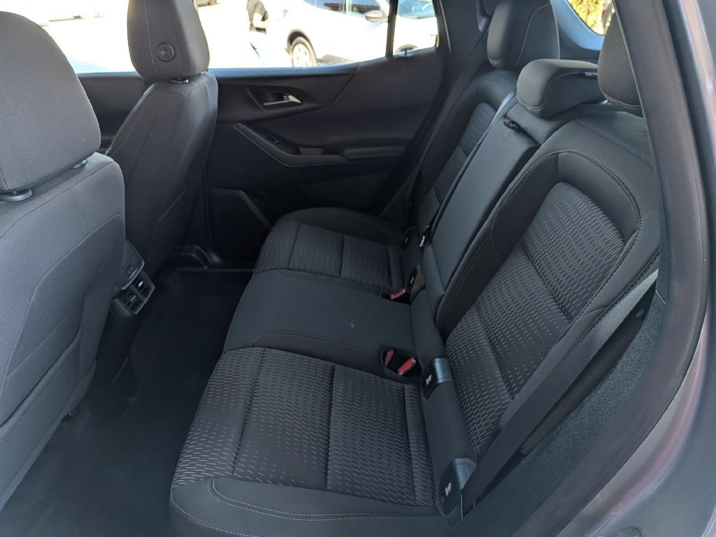 Used 2026 Chevrolet Equinox LT AWD/4WD image 24