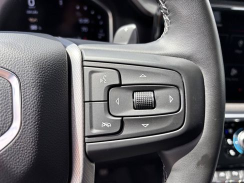 Used 2024 GMC Sierra 1500 Denali w/ Technology Package AWD/4WD image 23