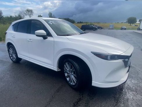 Used 2022 MAZDA CX-5 Signature AWD/4WD image 2