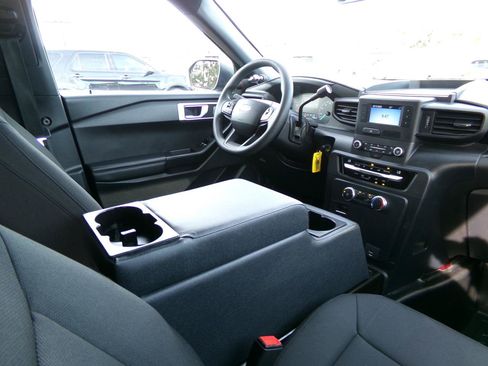 Used 2021 Ford Explorer 4WD Police Interceptor image 34