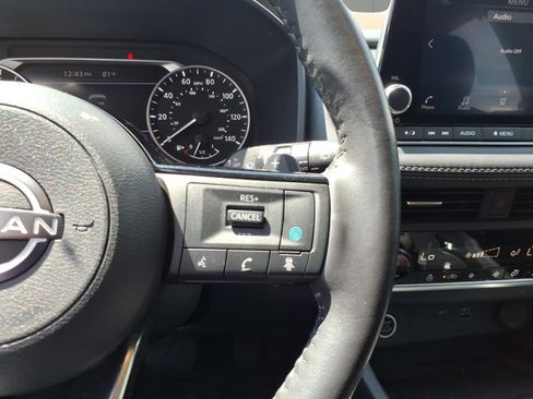 Used 2023 Nissan Rogue SV w/ SV Premium B Package AWD/4WD image 14