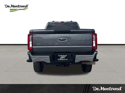 Used 2024 Ford F250 XLT AWD/4WD image 6