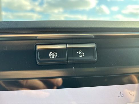 New 2026 Ford F250 Platinum w/ FX4 Off-Road Package image 32