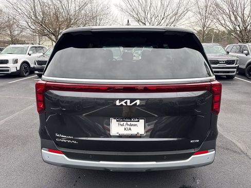 New 2026 Kia Carnival LXS image 18