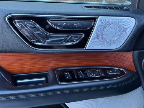 Used 2019 Lincoln Navigator Reserve w/ Cargo Package image 14