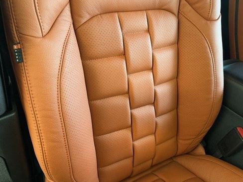 New 2023 Jeep Wrangler Sport S image 30