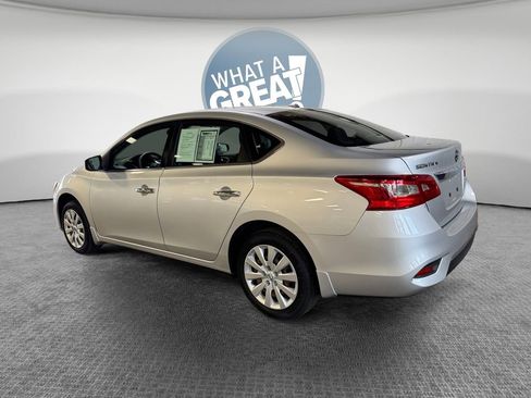 Used 2017 Nissan Sentra SV FWD image 6